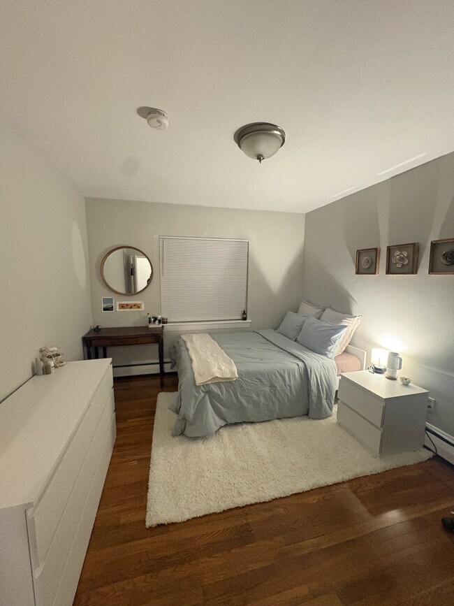 Building Photo - 63 Selkirk Rd