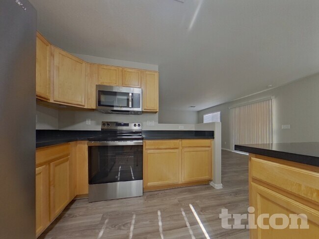 Building Photo - 1641 S 233rd Ln