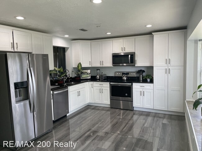 Building Photo - 3 br, 3 bath House - 9546 Chandon Drive