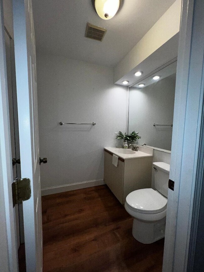 Foto del edificio - 10 Country Walk