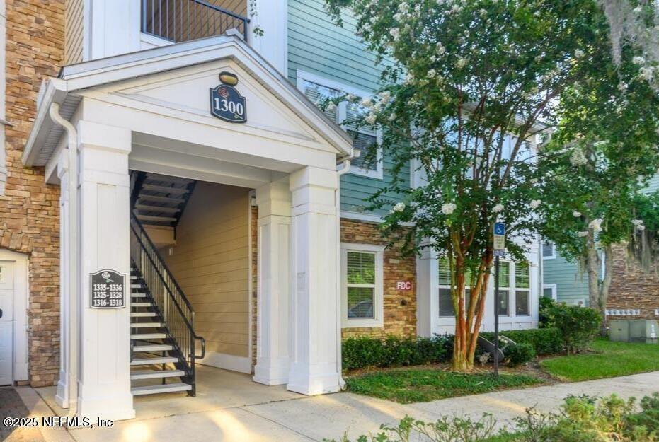 Foto principal - 8550 Touchton Rd