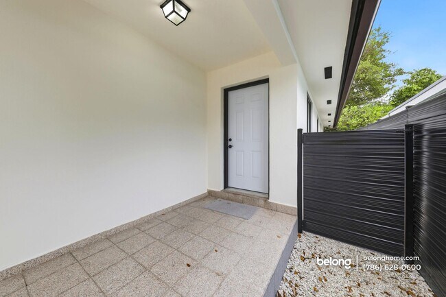 Foto del edificio - 4265 NW 2nd Terrace