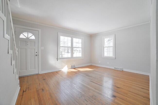 Foto del edificio - 225 Henderson St