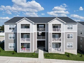 Building Photo - 1455 Pk W Ct