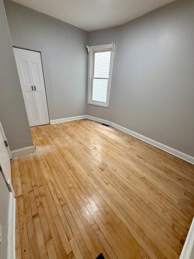 Foto del edificio - 3714 W Cortland St