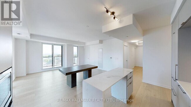 Photo du bâtiment - 185 Alberta Ave