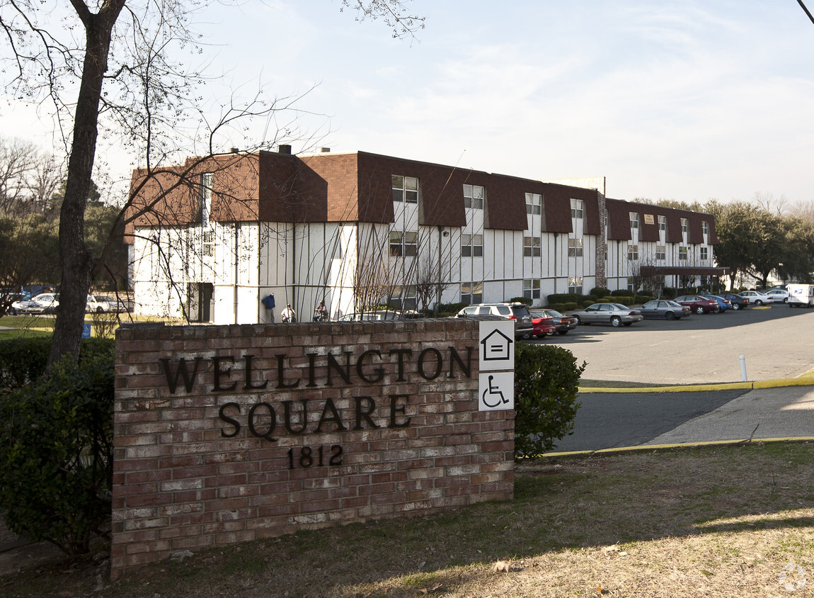 Foto del edificio - Wellington Square Apartments