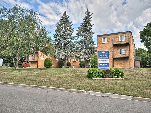 Photo du bâtiment - Brockville Apartments