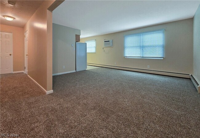 Building Photo - 1535 Hiram St