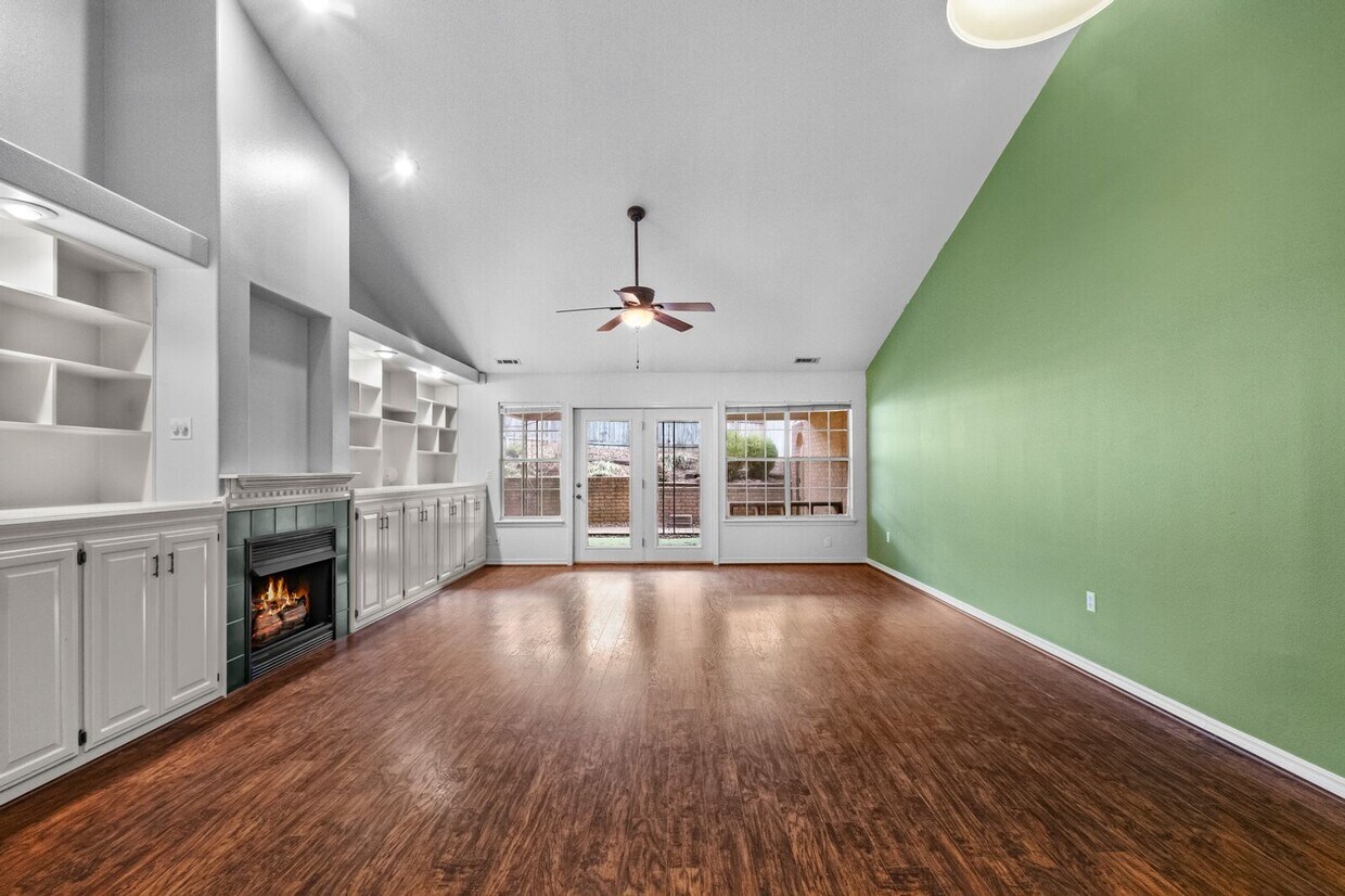 Primary Photo - Pointer Lane Duplex