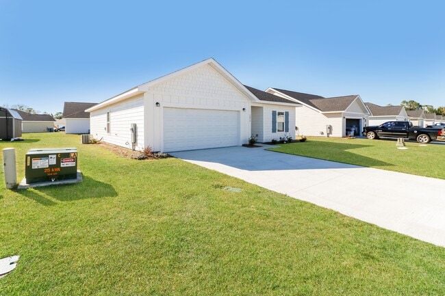 Building Photo - 1054 Autumns Wood Cir E