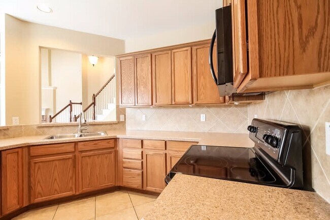 Foto del edificio - 2825 Greenway Dr