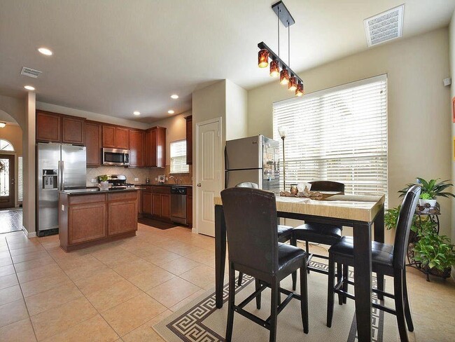 Building Photo - 13517 Red Egret Dr