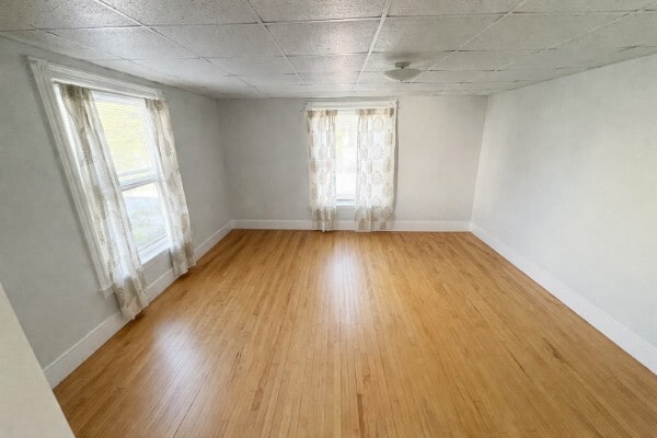 Sala de estar - 465 E High St