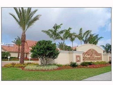 Building Photo - 1255 SW 46th Ave