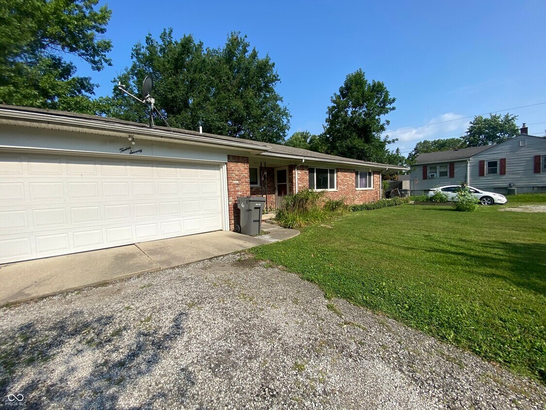 Foto del edificio - 1270 N Ridgeview Dr