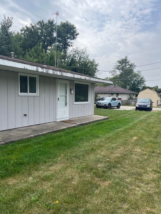 BROOKSTON...2 Bedroom 1 Bath - BROOKSTON...2 Bedroom 1 Bath