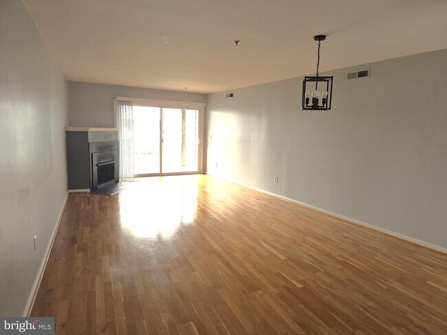 Foto del edificio - 12 Owens Landing Ct