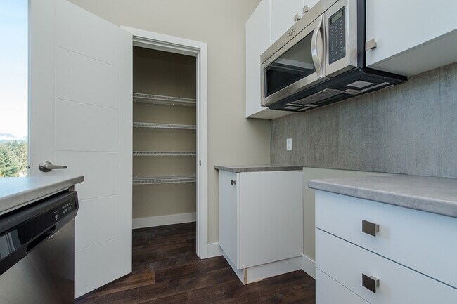 Photo du bâtiment - 44565-44565 Vandell Dr