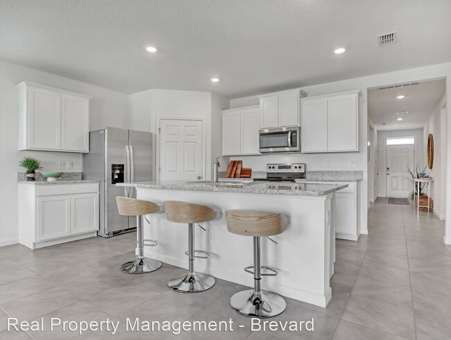 Building Photo - 4 br, 2 bath House - 7418 Tourmaline Drive