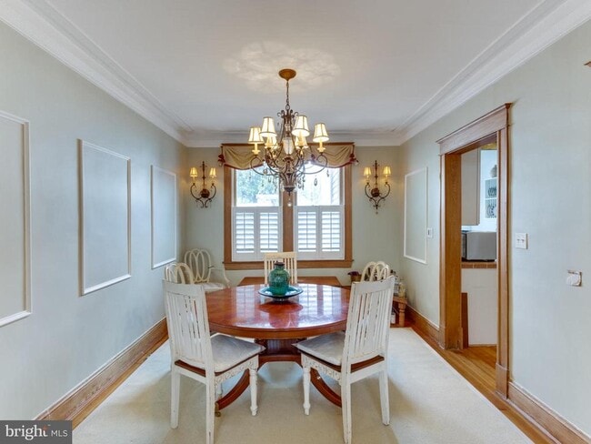 Building Photo - 1654 33rd St NW