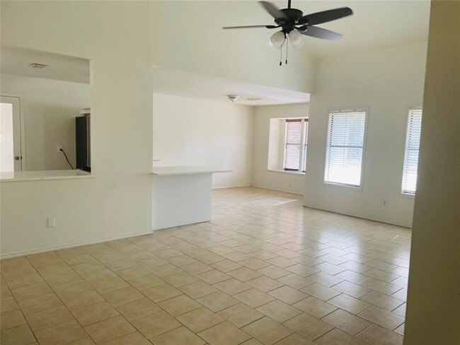 Foto del edificio - 2406 Patsy Pkwy