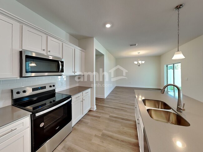 Building Photo - 1074 Heavenly Dr