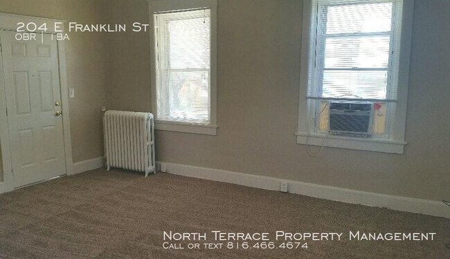 Building Photo - 204 E Franklin St - Studio