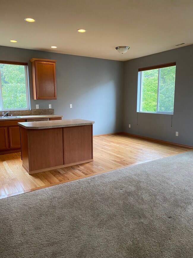 Foto del edificio - 9920 1st Pl W