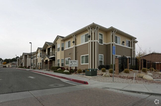 Rodeo Drive Meadows Apartments Victorville Ca Primary Photo Rodeo Drive Meadows