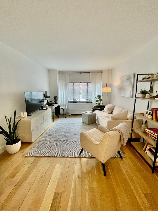 380 Rector Pl Unit 2K, New York, NY 10280 Apartment for Rent in New