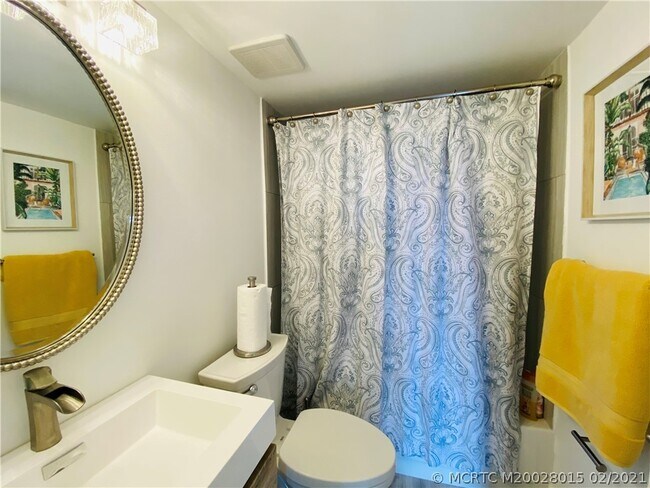 Foto del edificio - 7440 S Ocean Dr