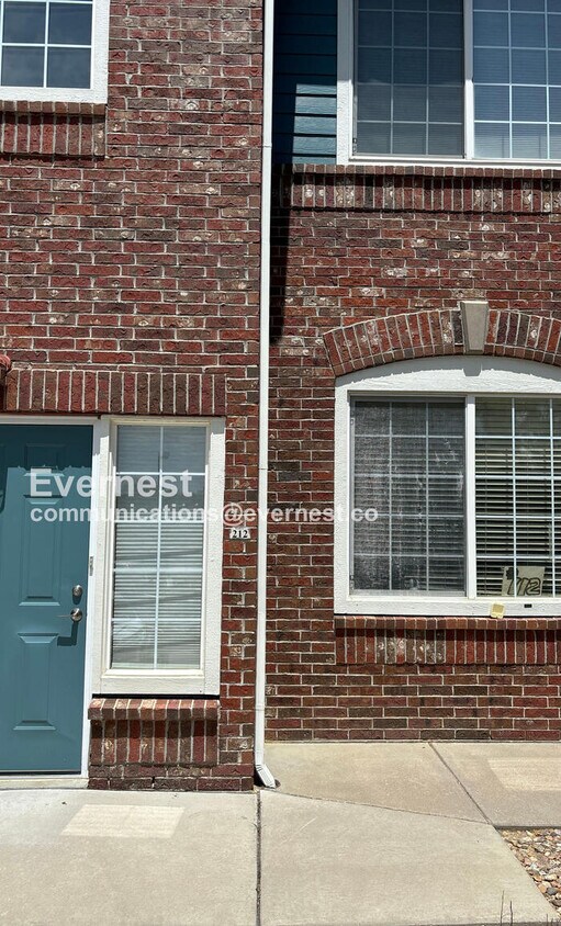 Foto principal - 2682 S Cathay Way