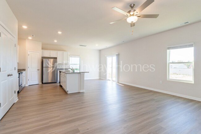 Foto del edificio - 2038 Transatlantic Ave