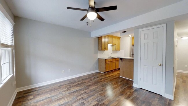 Photo - 1555 West King St Apartment