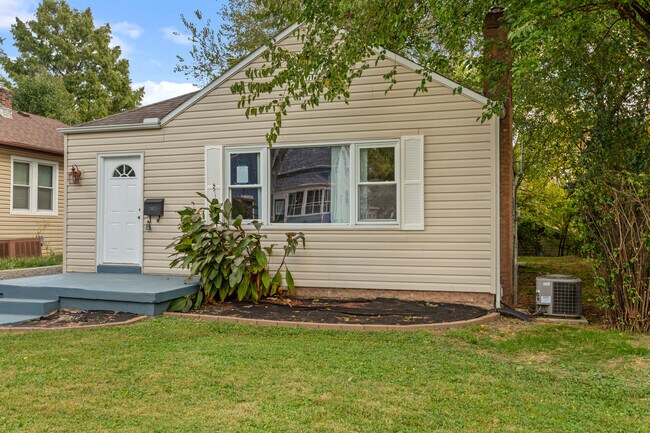 Building Photo - 7748 Clevedon St