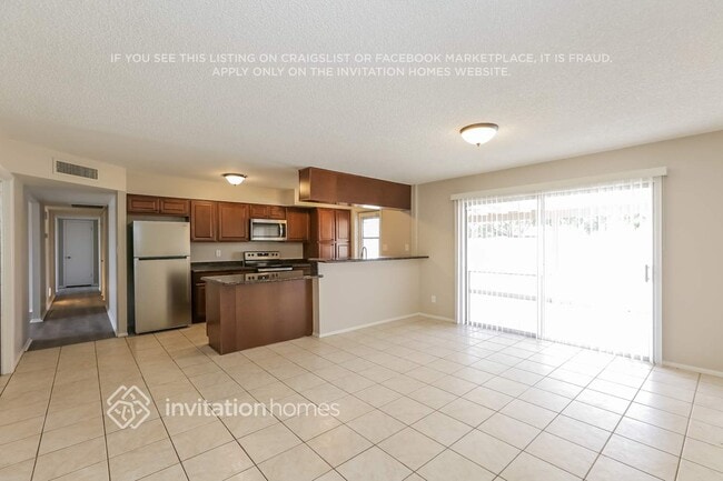 Foto del edificio - 2310 E Riviera Dr