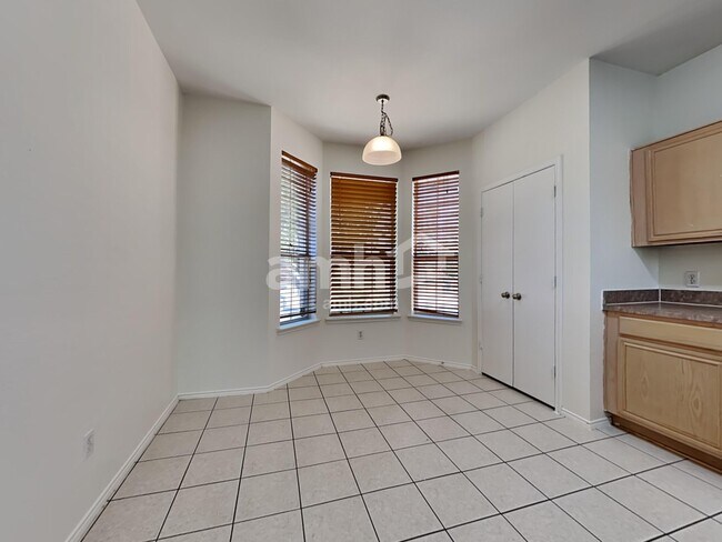 Building Photo - 13344 Dove Ranch Rd