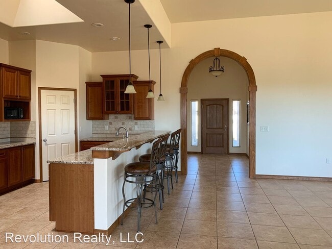 Building Photo - 3 br, 2 bath House - 4548 Miramar Arc