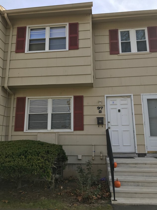 Foto principal - 97 Ridge Rd