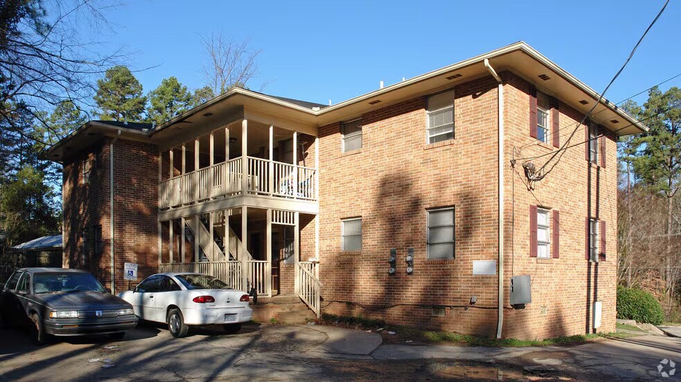 Foto principal - 2211 Morehead Ave