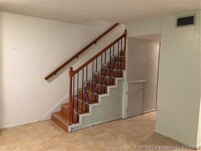 Foto del edificio - 6508 SW 41st St