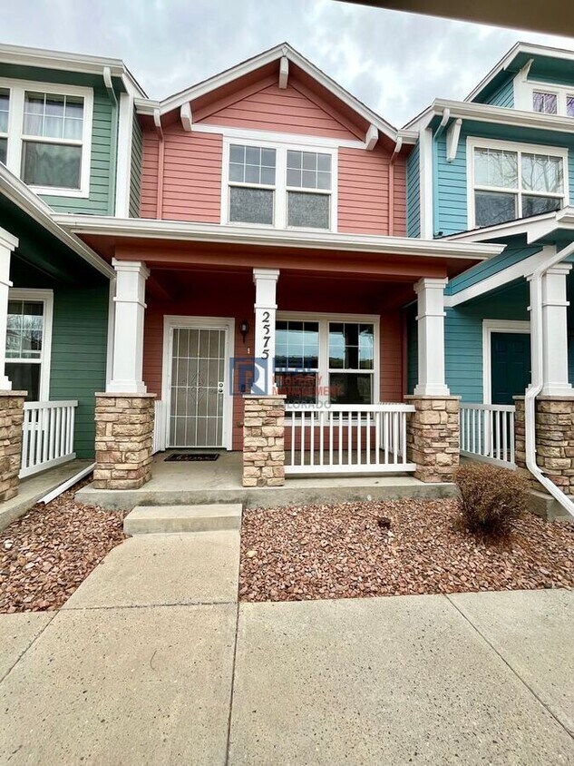 Photo - 2575 Shannara Grove-