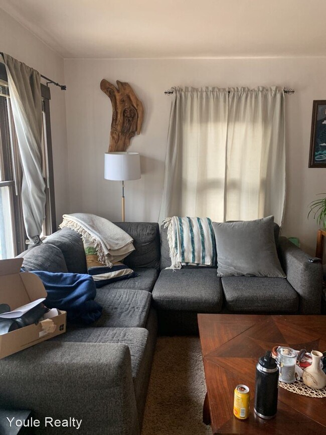 Building Photo - 2 br, 1 bath House - 335 Park St