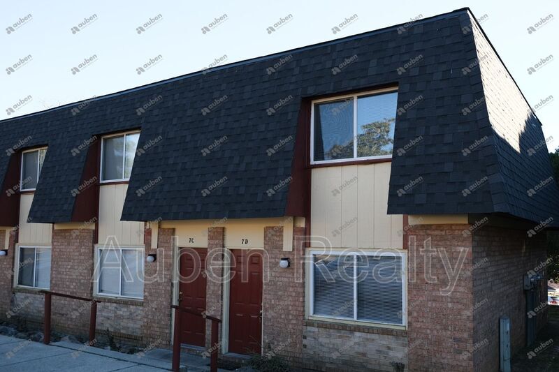 Primary Photo - 2461 Damascus Rd