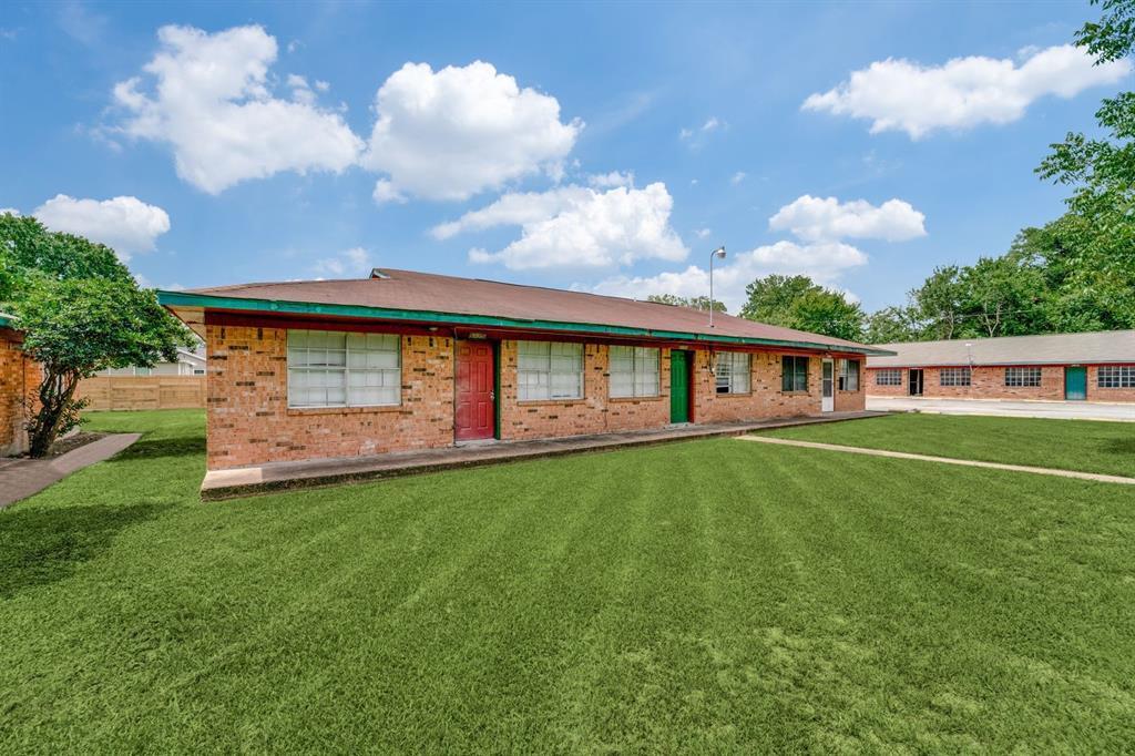 Primary Photo - 5117 Lavender St