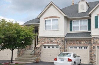 Building Photo - 404 Bay Tree Cir