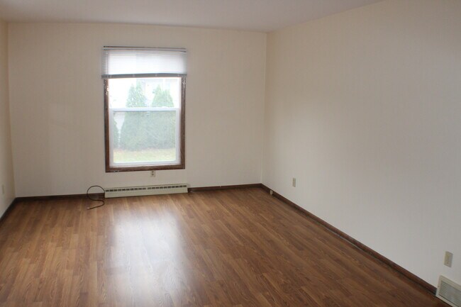 Foto del edificio - 2651 Western Ave