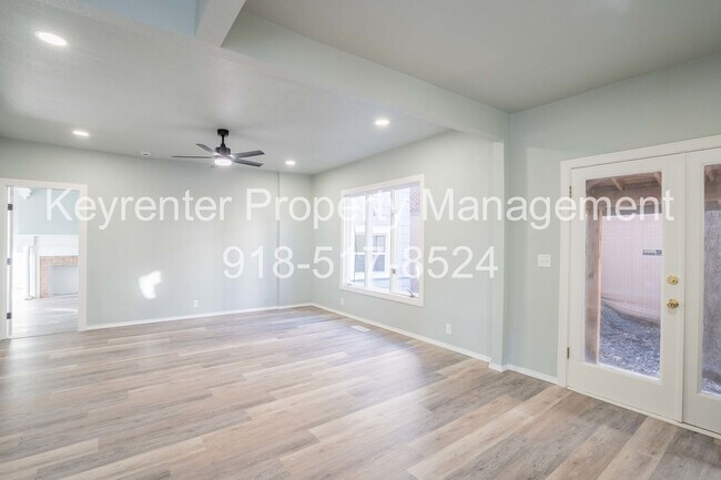 Foto del edificio - Prime Location! 2bed/ 2 bath! Schedule a tour today!