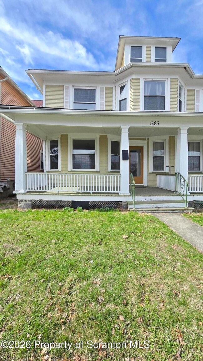 Building Photo - 543 N Sumner Ave